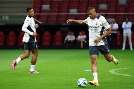 咪咕体育直播：蓉城vs沧州首发：费利佩PK奥斯卡韦世豪艾克森缺战.